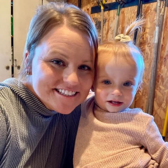 Meet your Posher, Tara - Picture 1 of 1